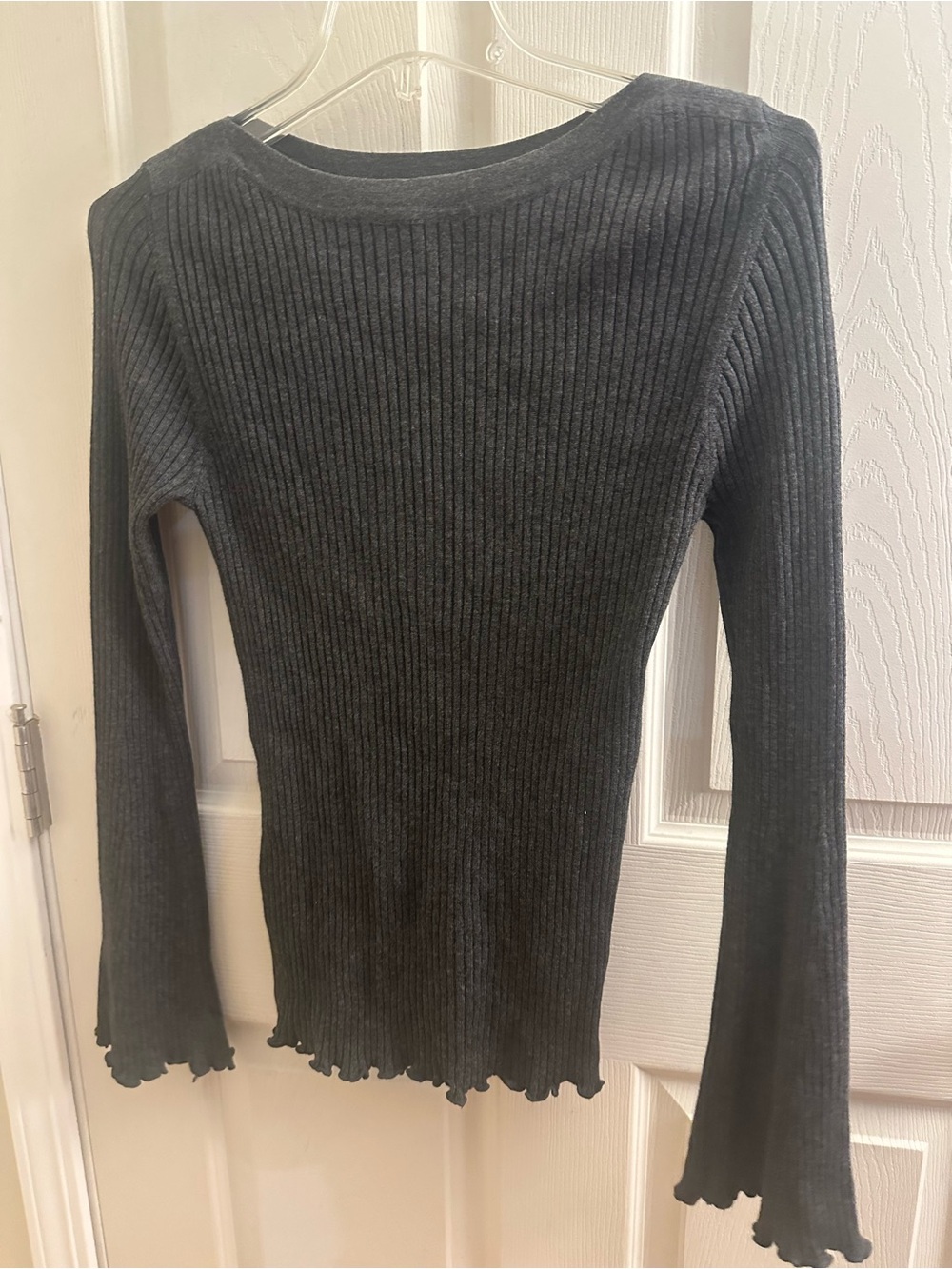 🆕 Bongo Ribbed Long Sleeve Grey Top - M